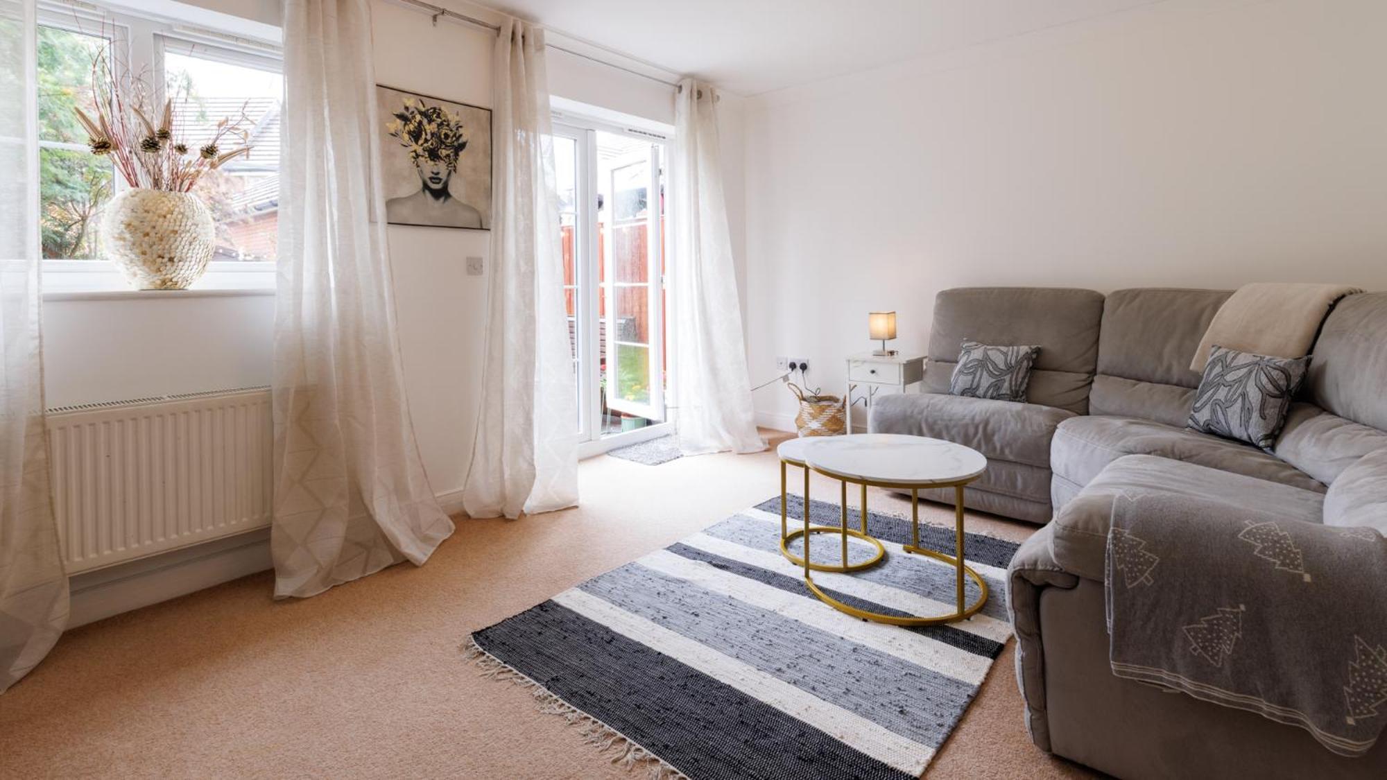 Comfortable 4-Bedroom Home In Aylesbury Ideal For Contractors Professionals Or Larger Families Aylesbury (Buckinghamshire) Exterior foto