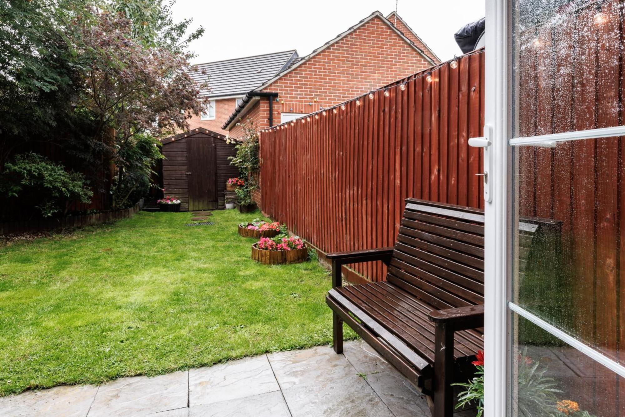 Comfortable 4-Bedroom Home In Aylesbury Ideal For Contractors Professionals Or Larger Families Aylesbury (Buckinghamshire) Exterior foto